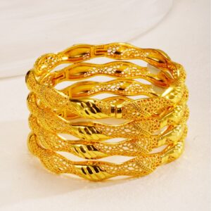Exquisite Gold Plated Bangle DJ114