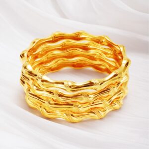 Exquisite Gold Plated Bangle DJ105