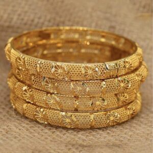 Exquisite Gold Plated Bangle DJ095